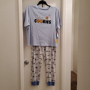 2X Sesame Street PJs